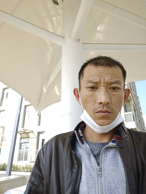 孤狼的第一张照片--昆山认干亲服务网