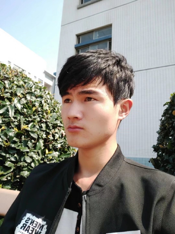 阳光男孩的第四张照片--昆山认干亲服务网